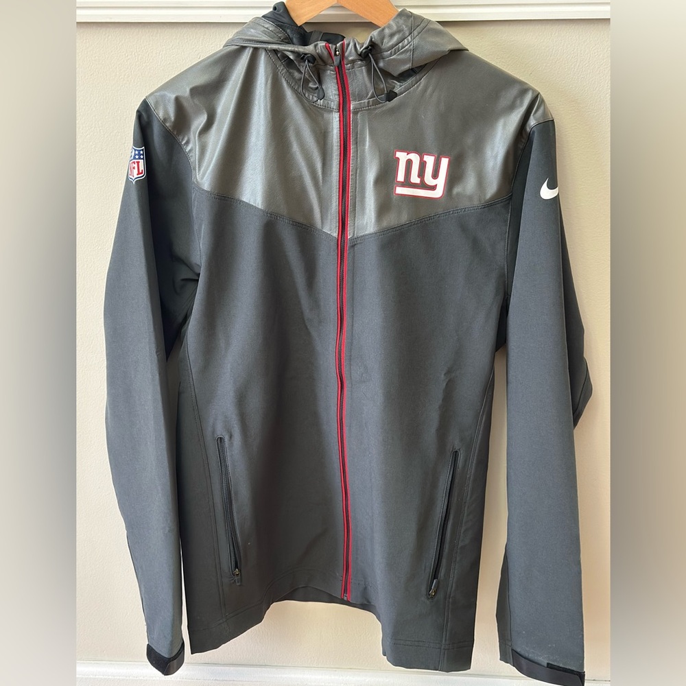 NWOT Nike NFL OnField NY GIANTS Rain Jacket